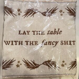 New Unopened Taylor Swift Tolerate It Table Runner